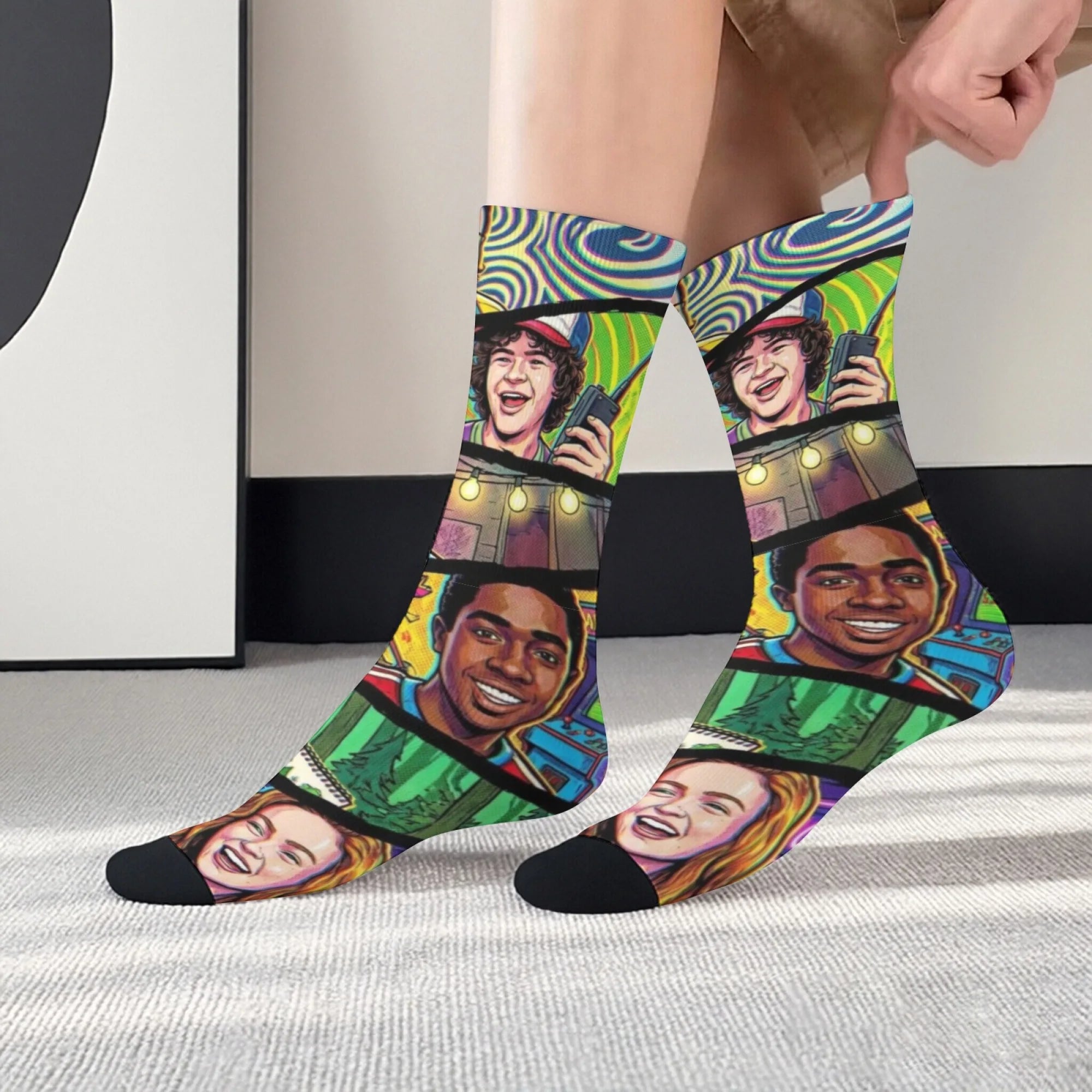 Science Fiction Adventure Pop Comic Men's Socks Harajuku Retro Style Casual Fashion Socks Novelty Funny Happy Hip-Hop Socks Gift