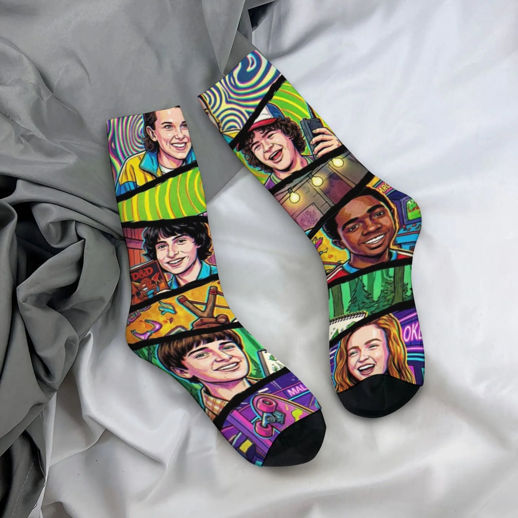 Science Fiction Adventure Pop Comic Men's Socks Harajuku Retro Style Casual Fashion Socks Novelty Funny Happy Hip-Hop Socks Gift