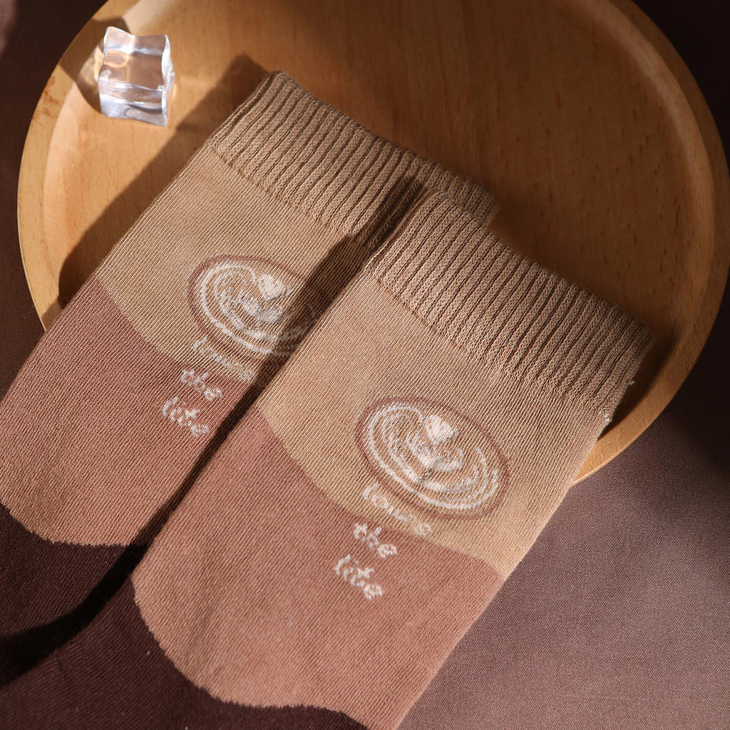 1 Pair of Mid-Calf Men's Socks, Suitable for Both Men and Women, Novel and Fun, Colorful Coffee Cup Gift Box Socks, European and American Fashion Trend Style, Comfortable and Breathable, Party Casual Novelty Gift, Valentine's
